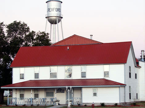 Lonesome Dove Boardin' House